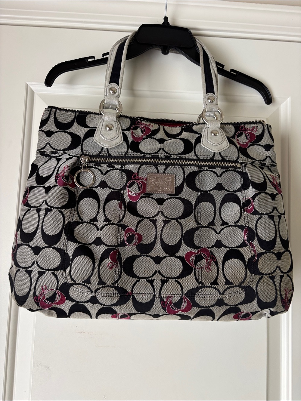 Coach Signature Canvas Tote in Black, Gray & Pink Hearts